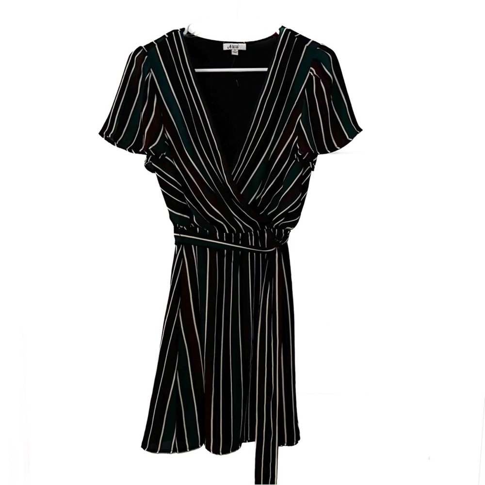 Women’s Medium Stripped Dress NWOT